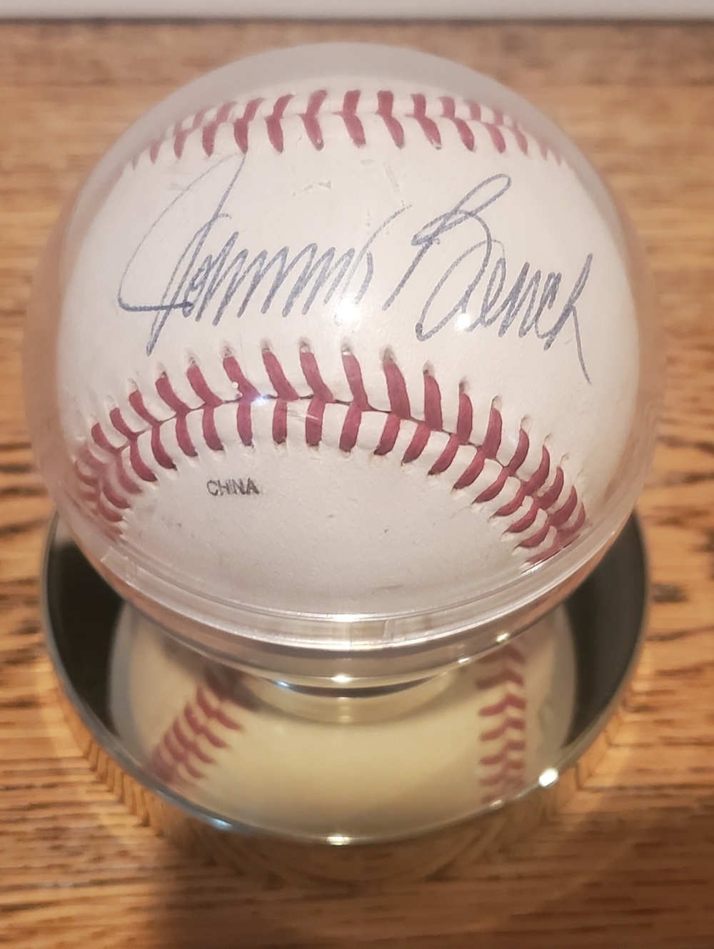 MLB - Johnny Bench - Cincinnati Reds - Hall Of Fame (1989) - Autographed Basebal